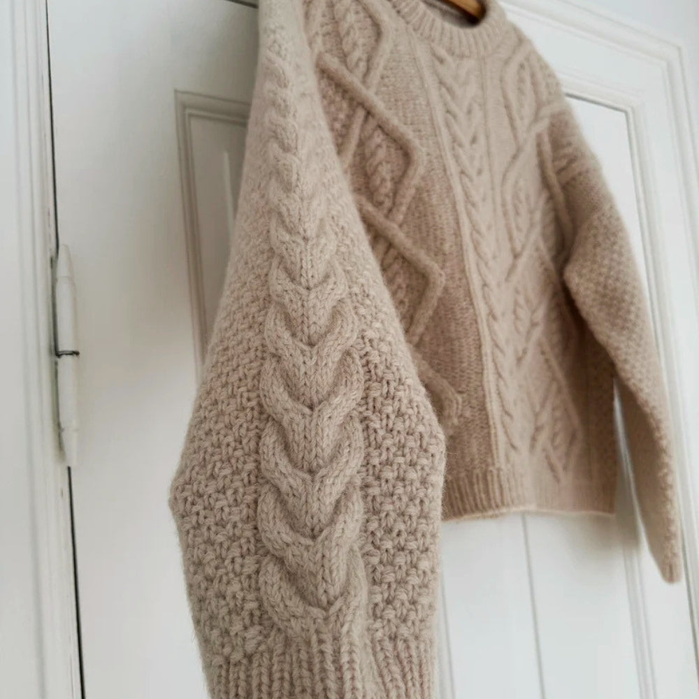 Knitting kit - Johanne Sweater by Mette Sandgaard Kühl (Aria)