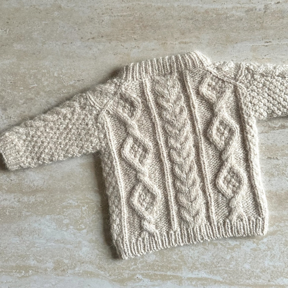 Knitting kit - Johanne Sweater by Mette Sandgaard Kühl (Aria)