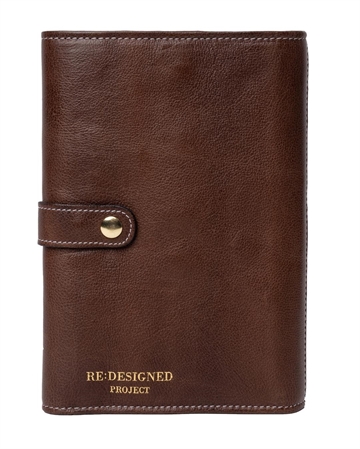 Redesigned Project 7 - Etui til strikkepinde - Woodsmoke