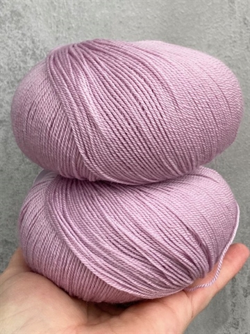 Merino Pearl - Japanese Wisteria - A6413