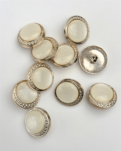 Knap 21 mm - Perle m. ring